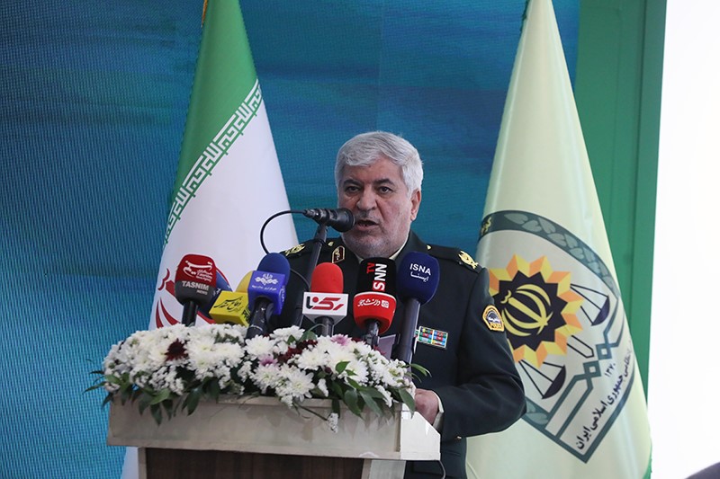 عکس سخنرانی سردار